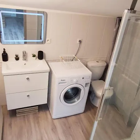 شقة Sous Les Toits De - Cosy Et Chaleureux مييو