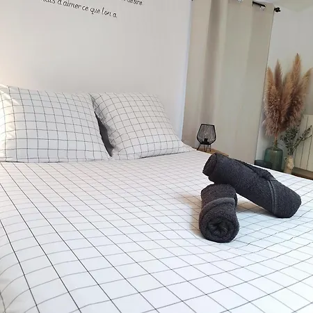 Sous Les Toits De - Cosy Et Chaleureux شقة *