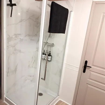 Sous Les Toits De - Cosy Et Chaleureux Apartment Millau