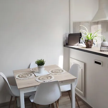 Apartament Sous Les Toits De - Cosy Et Chaleureux Millau