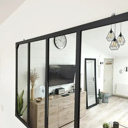 Sous Les Toits De - Cosy Et Chaleureux